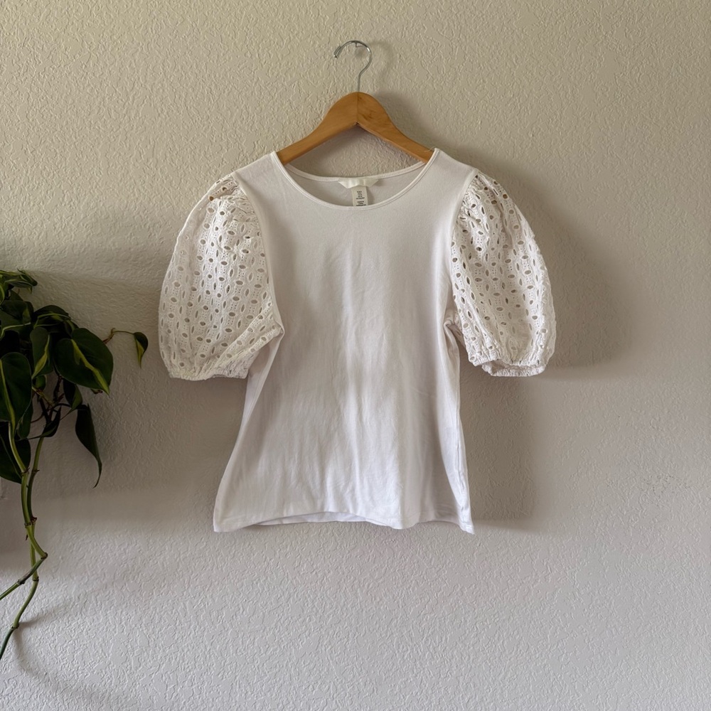 Elegant White Eyelet Puff Sleeve Top